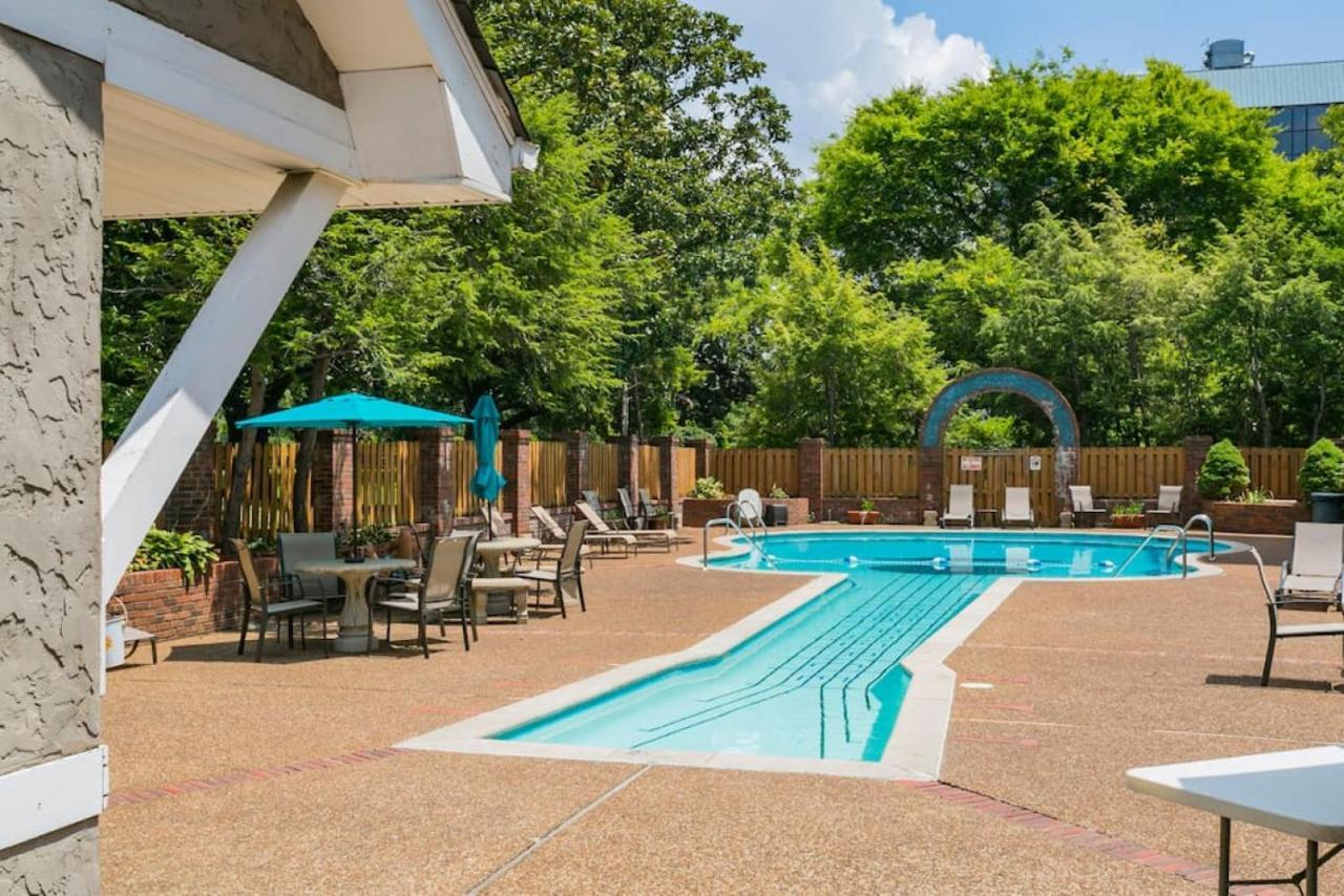 Elvis Hotel But Modernized 3 Beds Pool Parking Nashville Extérieur photo